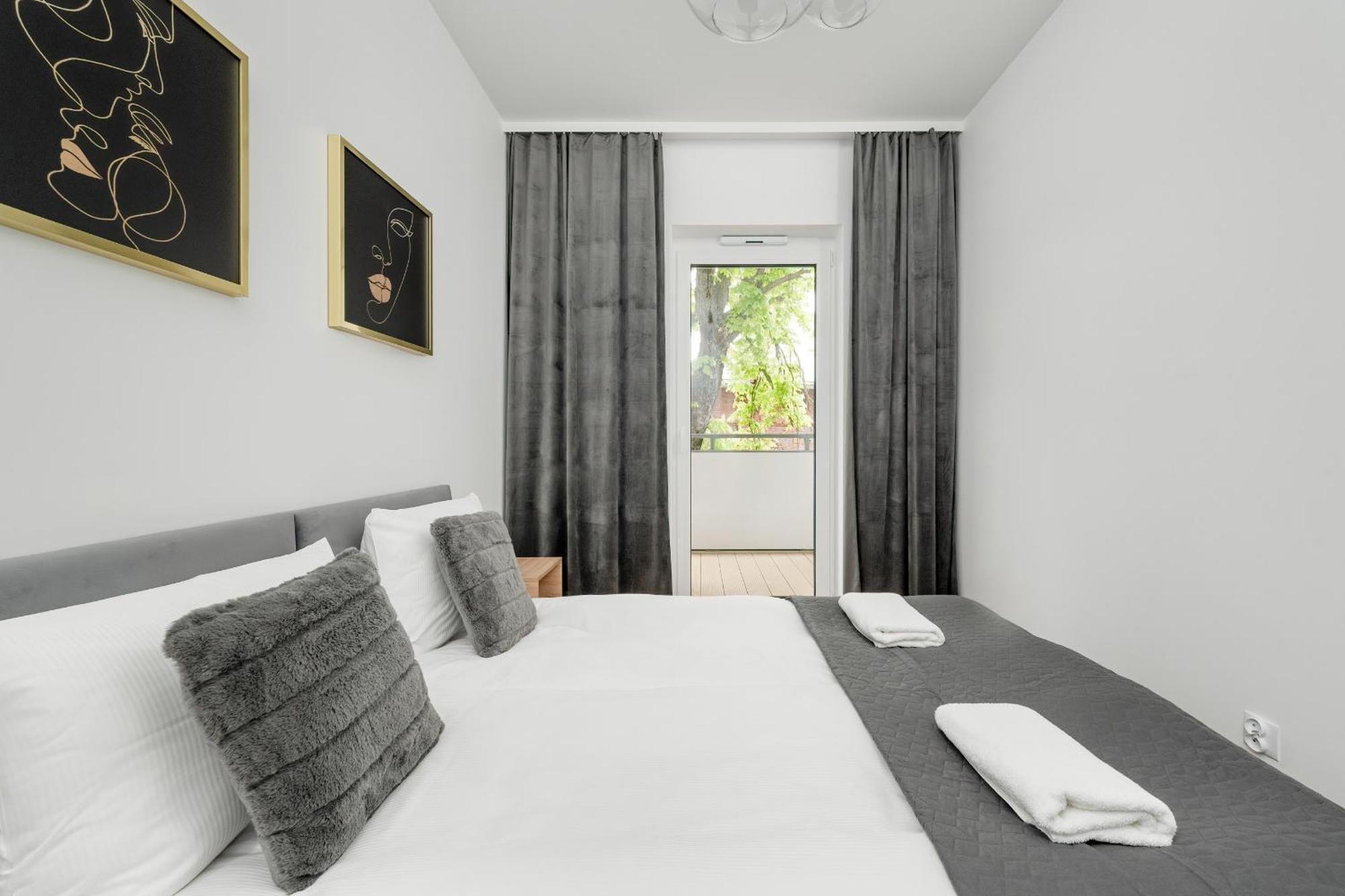 Apartment Mieszczanska Modern With Balcony & Free Parking By Renters *
