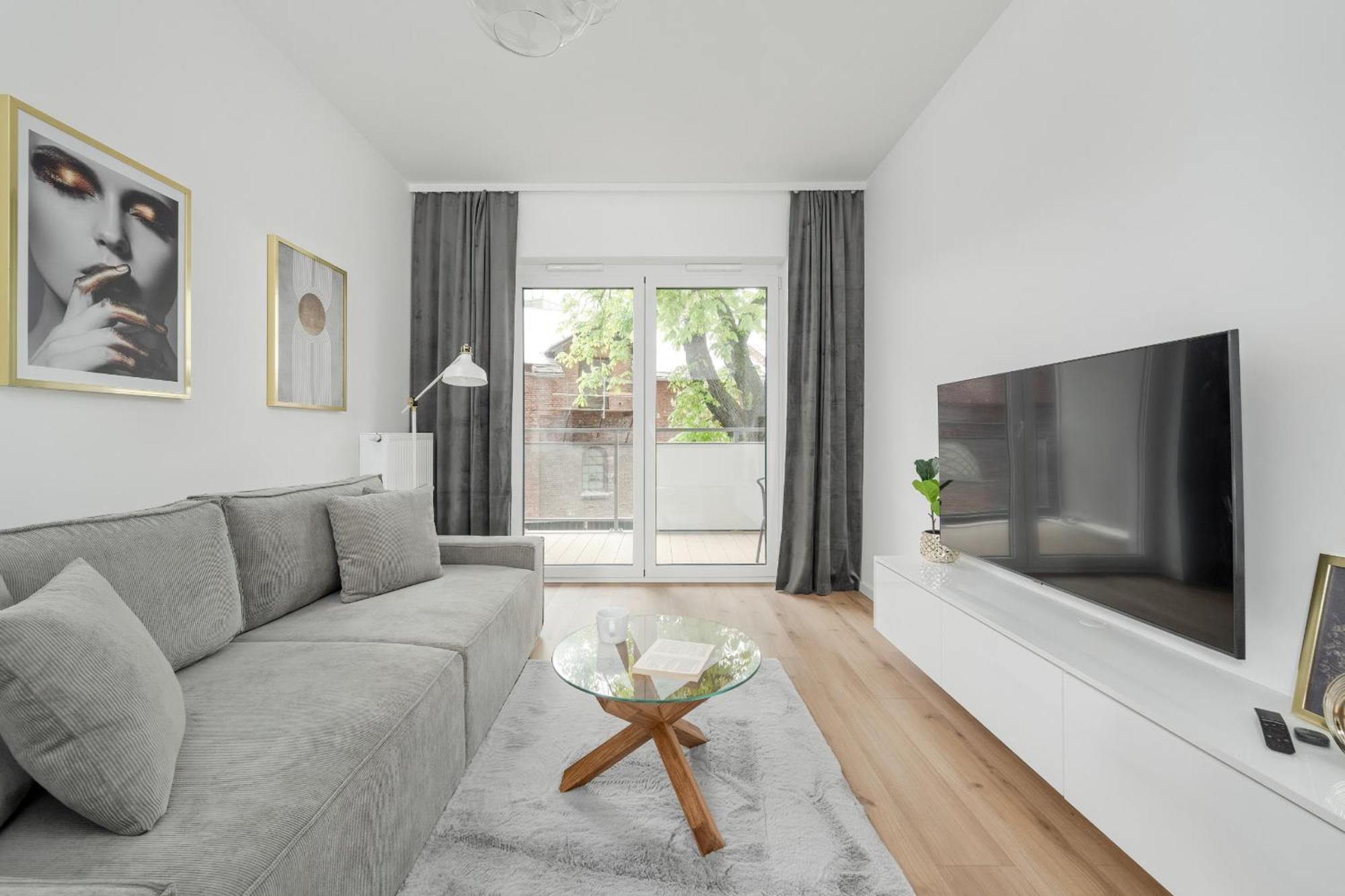 Apartment Mieszczanska Modern With Balcony & Free Parking By Renters Wroclaw