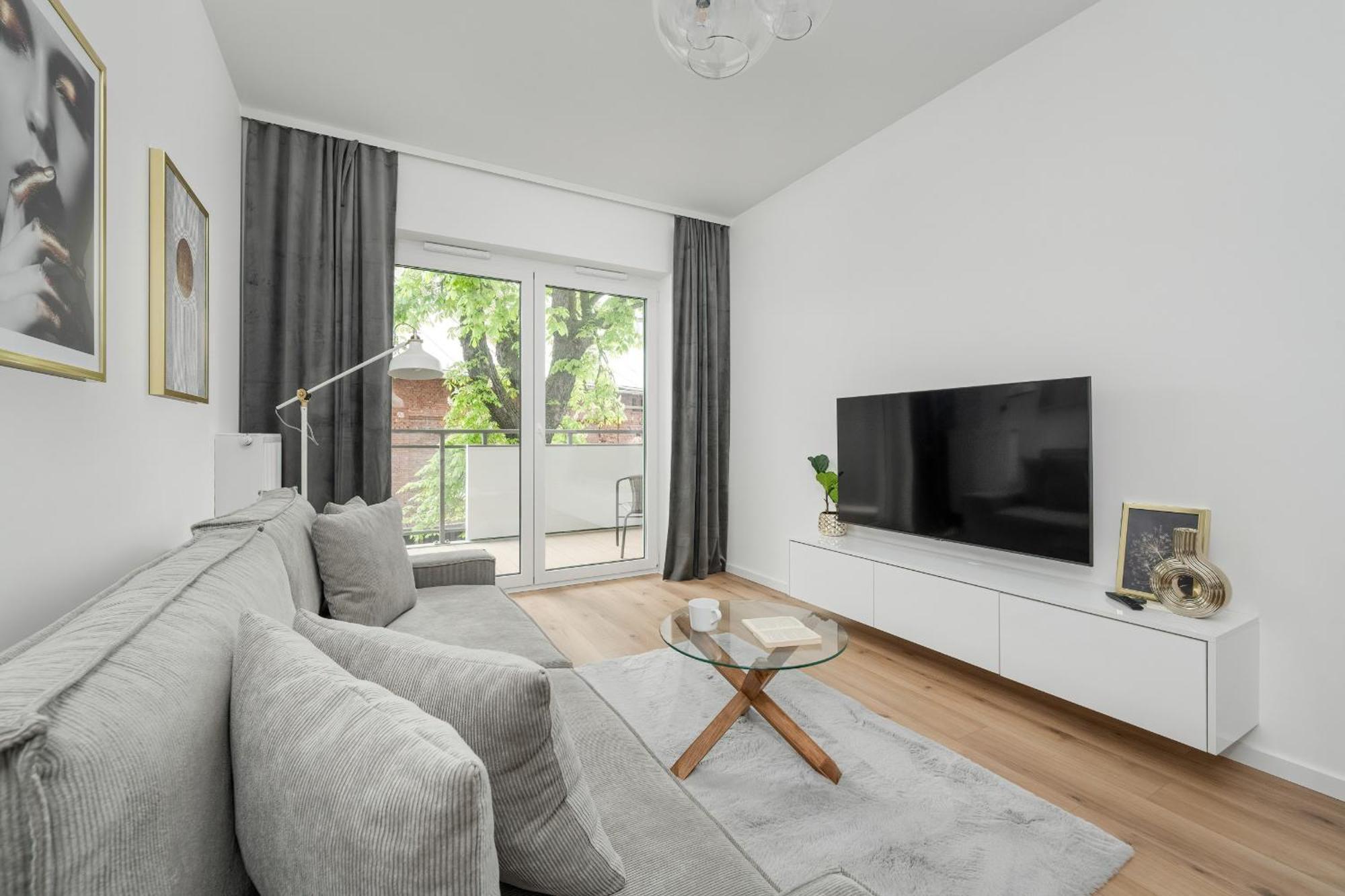 Mieszczanska Modern With Balcony & Free Parking By Renters